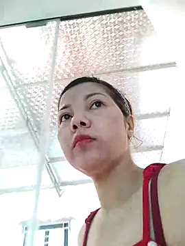 LuxiLuxi18x online show from April 28, 3:33 am