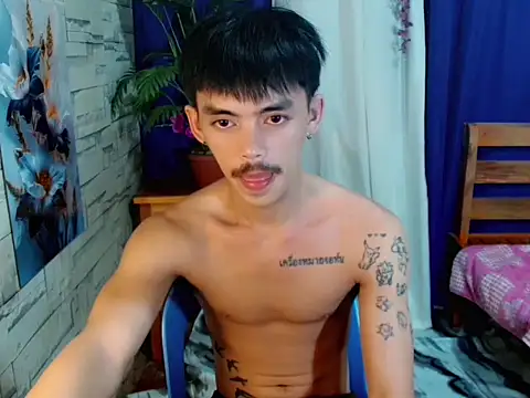urhunky boy online show from June 26, 6:23 pm
