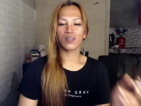 Snapshot of isabellabigcock06 chatting on February 15, 11:08 am isabellabigcock06 online show from February 15, 11:08 am