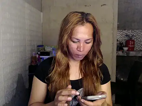 Snapshot of isabellabigcock06 chatting on February 20, 1:55 pm isabellabigcock06 online show from February 20, 1:55 pm