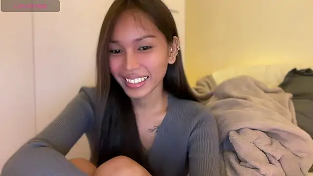 Snapshot of _sexyanne69_ chatting on February 8, 4:10 pm sexyanne69 online show from February 8, 4:10 pm