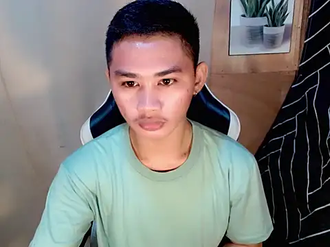 asianhardcock25 online show from September 13, 9:09 am