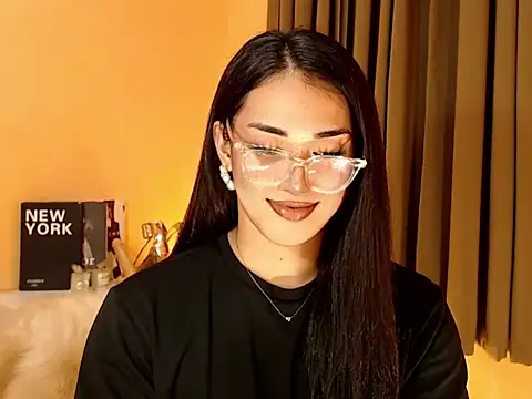 Snapshot of magnificent_kitana chatting on September 30, 9:36 am magnificent kitana online show from September 30, 9:36 am