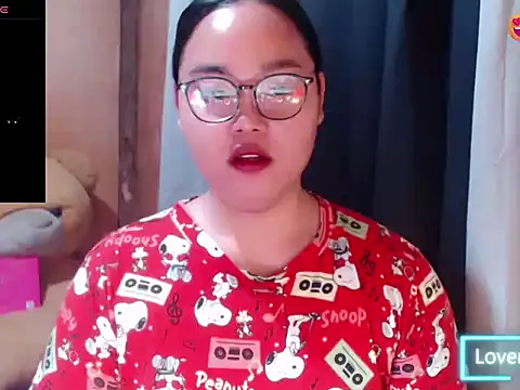 Snapshot of _Lylia chatting on June 13, 9:35 pm Lylia online show from June 13, 9:35 pm