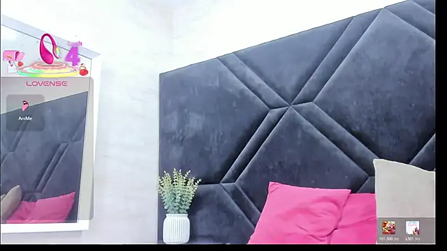 Dantzel  online show from March 30, 7:04 pm