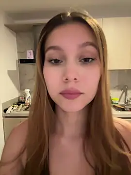 Nikii   online show from April 19, 1:05 am