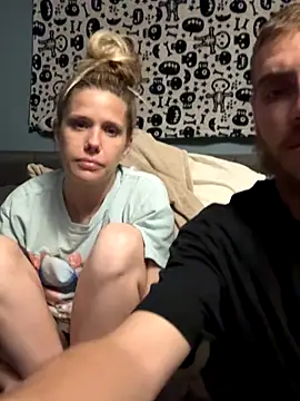 Snapshot of DaiseyKurrupt chatting on October 2, 1:23 am DaiseyKurrupt online show from October 2, 1:23 am