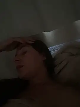 Isabelaa  online show from February 7, 6:22 pm