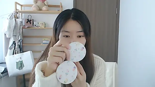 Snapshot of Mimi-cnbaby chatting on May 1, 6:07 am Mimi-cnbaby online show from May 1, 6:07 am