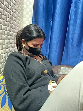 Hot Jaanvi  online show from February 12, 3:34 am