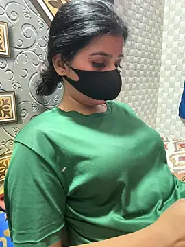 Hot Jaanvi  online show from April 16, 4:41 pm