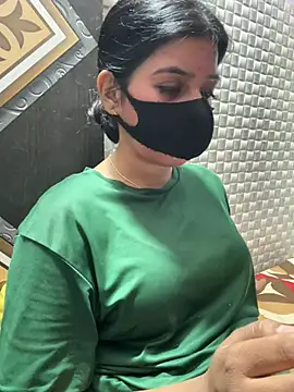 Hot Jaanvi  online show from April 17, 4:10 pm