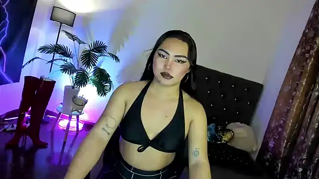 Unique Maya online show from March 19, 2:15 am