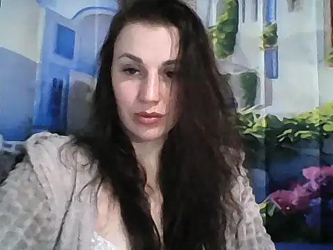 Qinini online show from February 21, 9:49 pm