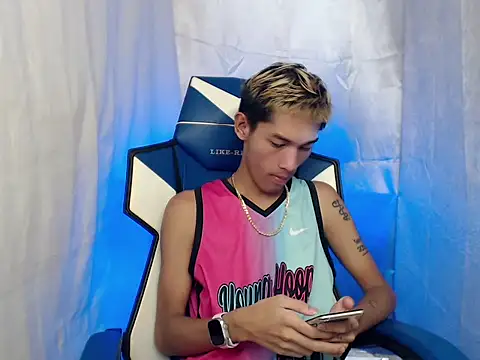 riks tyler online show from January 15, 5:23 am