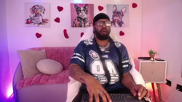 Snapshot of King_Malik chatting on February 25, 1:10 pm King Malik online show from February 25, 1:10 pm