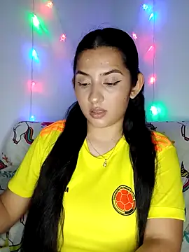 VALENTINA ROUSE  online show from March 26, 11:43 pm