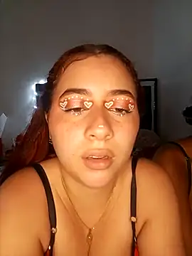 Chloe Sky love online show from February 15, 2:19 am