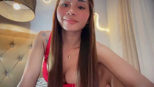 Angelfabxx online show from February 8, 9:45 am