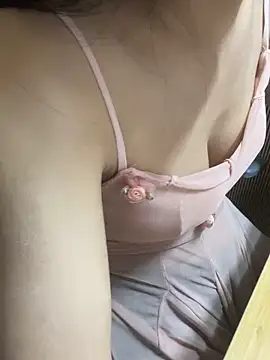 Mina048 online show from April 9, 6:19 am