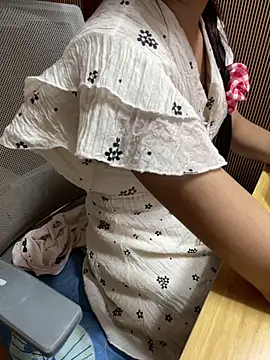 Mina048 online show from June 2, 8:05 am
