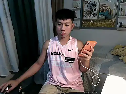 xshyboyx online show from May 27, 12:57 pm