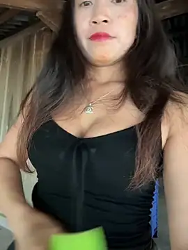 ThiHa003 online show from February 24, 6:33 am