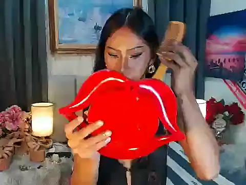 sassylatina online show from October 31, 3:46 pm