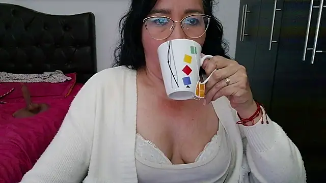 Grace mature milf online show from June 15, 10:56 pm