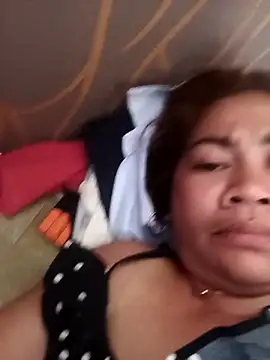 Snapshot of sexybitch_02 chatting on March 2, 5:08 am sexybitch 02 online show from March 2, 5:08 am