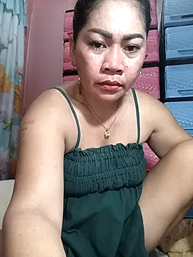 sexybitch 02 online show from May 6, 4:23 pm