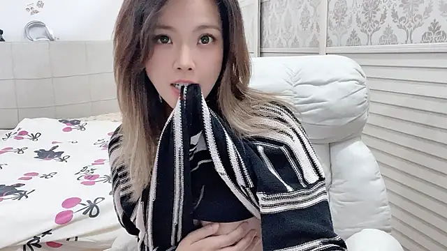 Holiland online show from October 29, 1:19 am