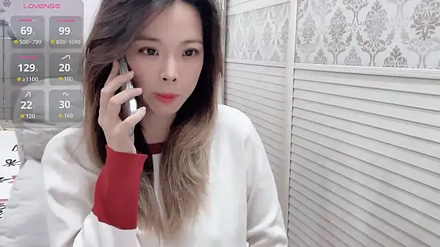 Holiland online show from November 11, 1:05 am