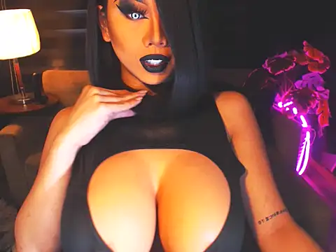 KarlaFrost online show from April 14, 1:33 am