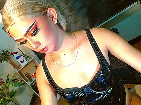 Queen yasii 88 online show from April 8, 3:01 pm