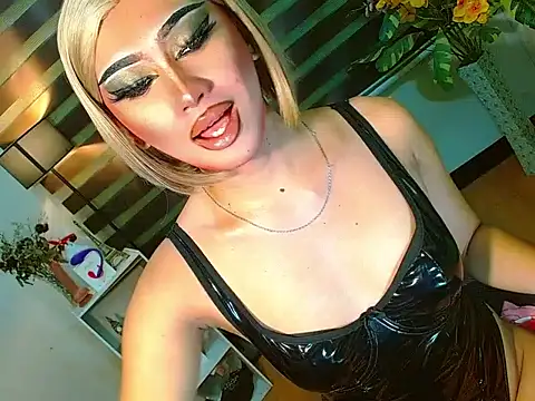 Queen yasii 88 online show from April 19, 1:54 pm