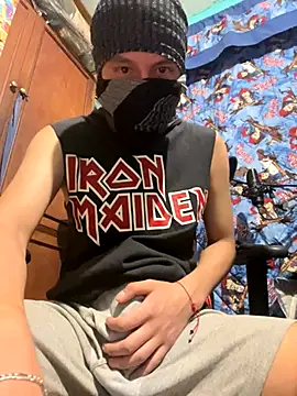 Snapshot of Skinny_Longhair chatting on September 28, 7:14 am Skinny Longhair online show from September 28, 7:14 am