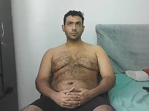 Snapshot of morenocabro10 chatting on April 26, 5:32 pm morenocabro10 online show from April 26, 5:32 pm