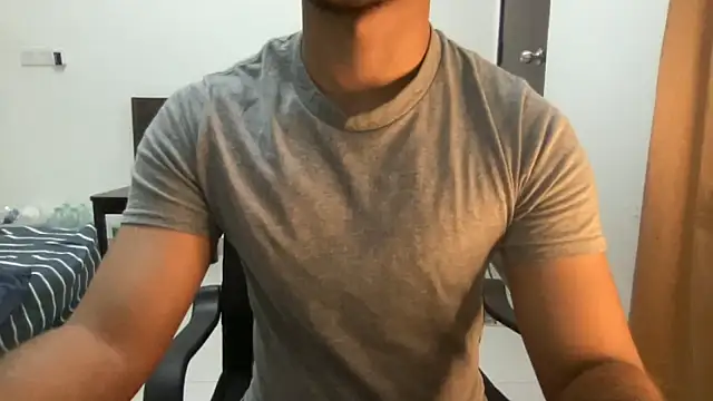 Hotmaskedboi online show from October 25, 5:40 pm