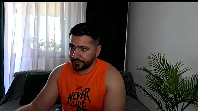 Gold Alpha Boy online show from June 26, 6:51 am