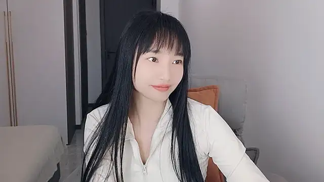 Lisa-3333 online show from March 16, 5:44 am