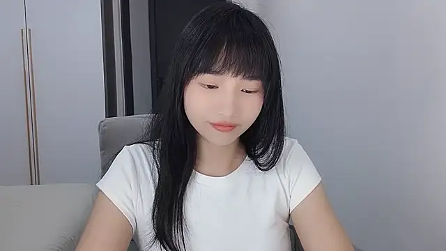 Lisa-3333 online show from June 19, 1:15 pm