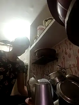 Snapshot of ISHANI-SINGH chatting on February 15, 12:47 pm ISHANI-SINGH online show from February 15, 12:47 pm