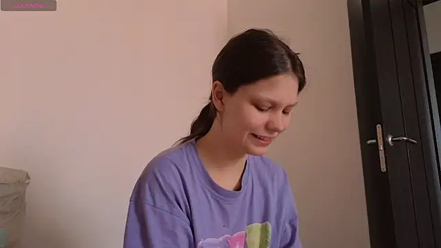 Lunliss online show from February 15, 9:30 am