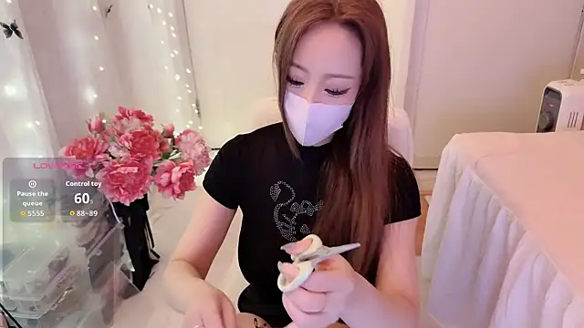 charlotte520 online show from April 7, 11:48 pm