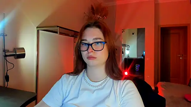 Meri Cutte online show from March 18, 1:47 pm