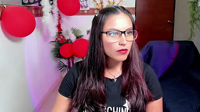 Cameroon-Diaz online show from February 24, 1:42 pm