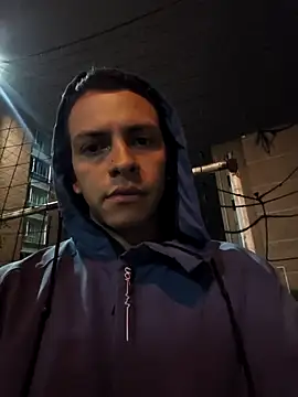 Thomasjons  online show from June 3, 2:58 am