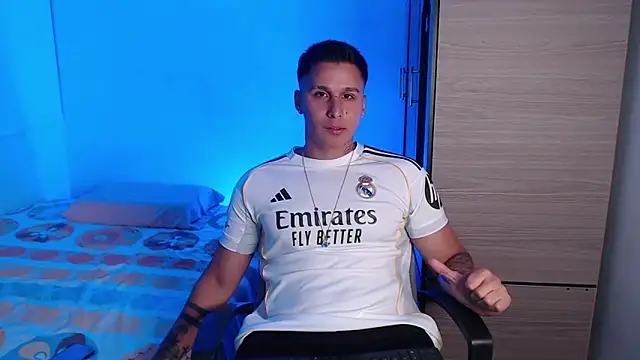 valentinosex1 online show from April 9, 10:26 pm