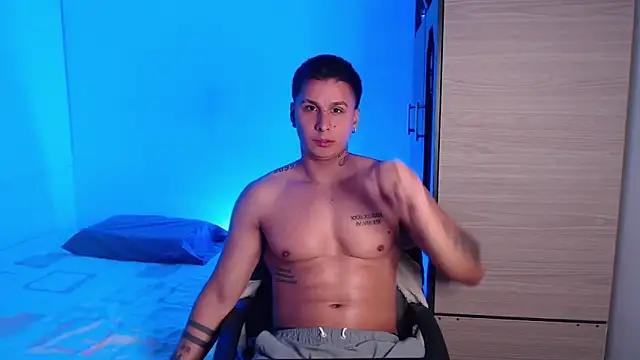 valentinosex1 online show from June 22, 1:51 am